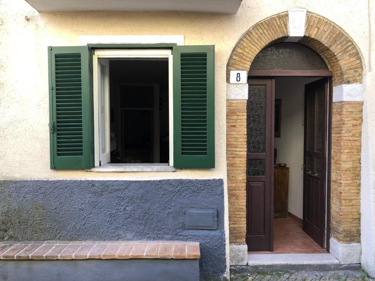 Il Riccio, Valle Roveto Country House Roccavivi 외부 사진